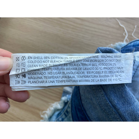 Forever 21 Distressed Short Cut-Off Jean Shorts 29in Waist (Sz8) - Picture 9 of 16